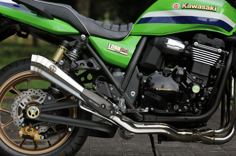 ZRX1200ダエグ サイドカバー 左 緑M 36001-1597 カワサキ 純正  バイク 部品 ZRT20D コケキズ無し そのままでも使える 修復素材に ノーマル戻しに 車検 Genuine:22105818